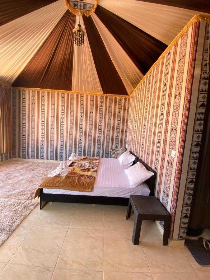 Wadi Rum Noor Camp Eksteriør bilde