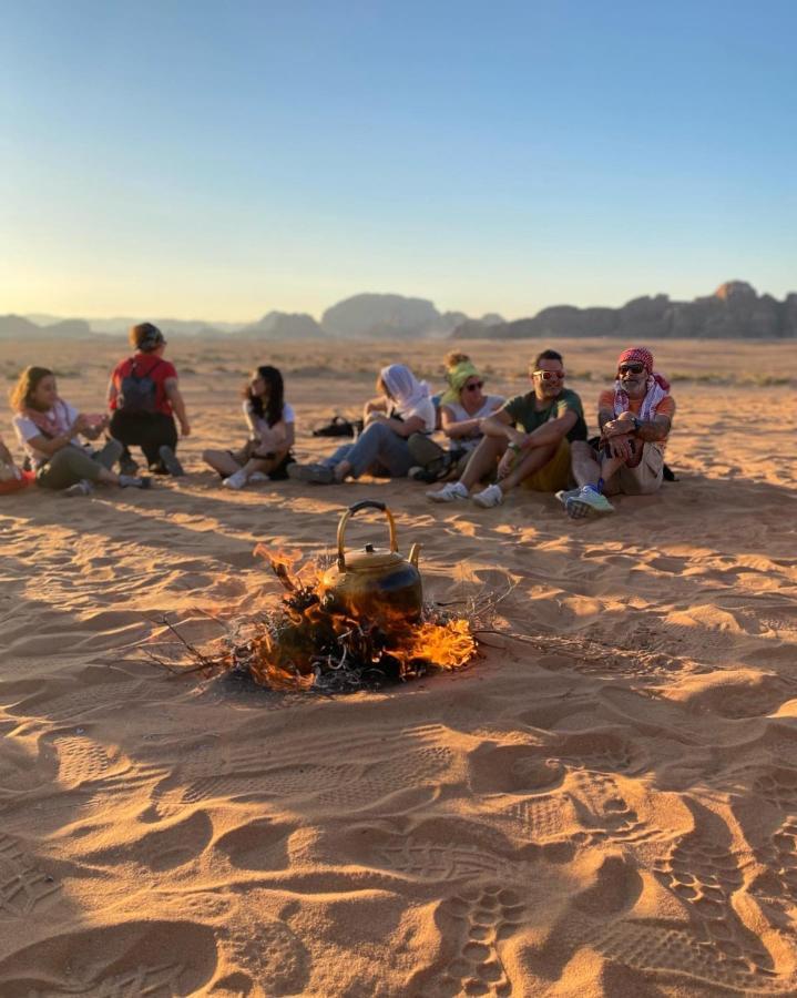 Wadi Rum Noor Camp Eksteriør bilde