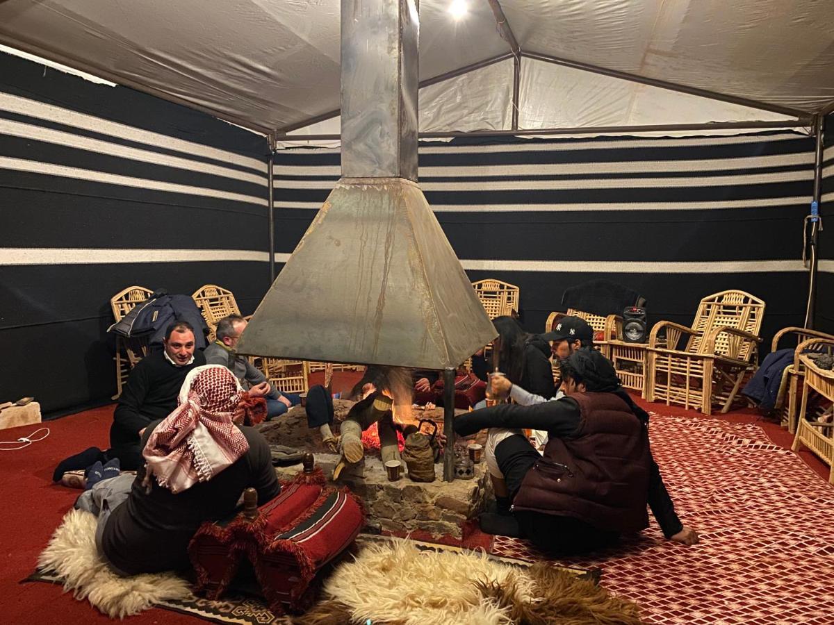 Wadi Rum Noor Camp Eksteriør bilde